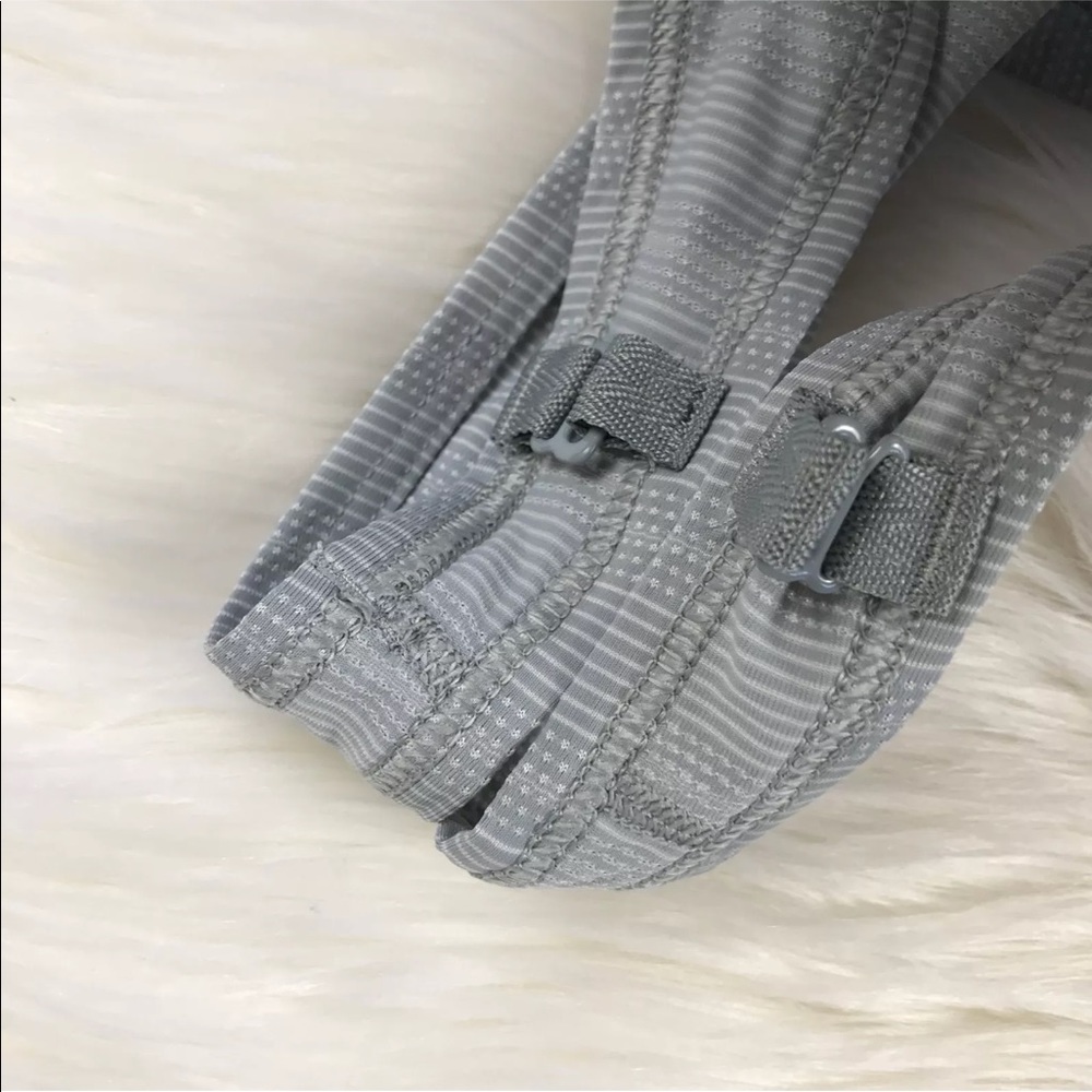 Athleta Side Tie Tank Top Grey White Print V Back - Picture 4 of 8